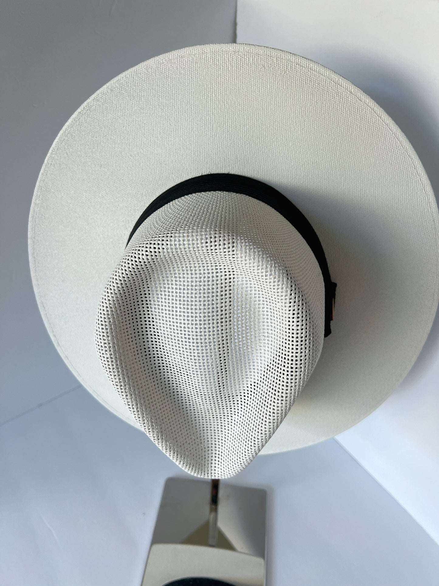 EXPLORER LONA GOTA - SOMBRERO